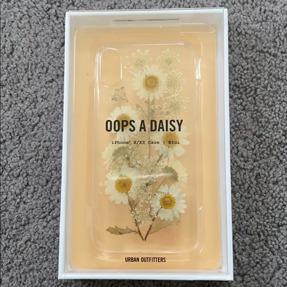 Wildflower oops a daisy case BRAND NEW!!!!